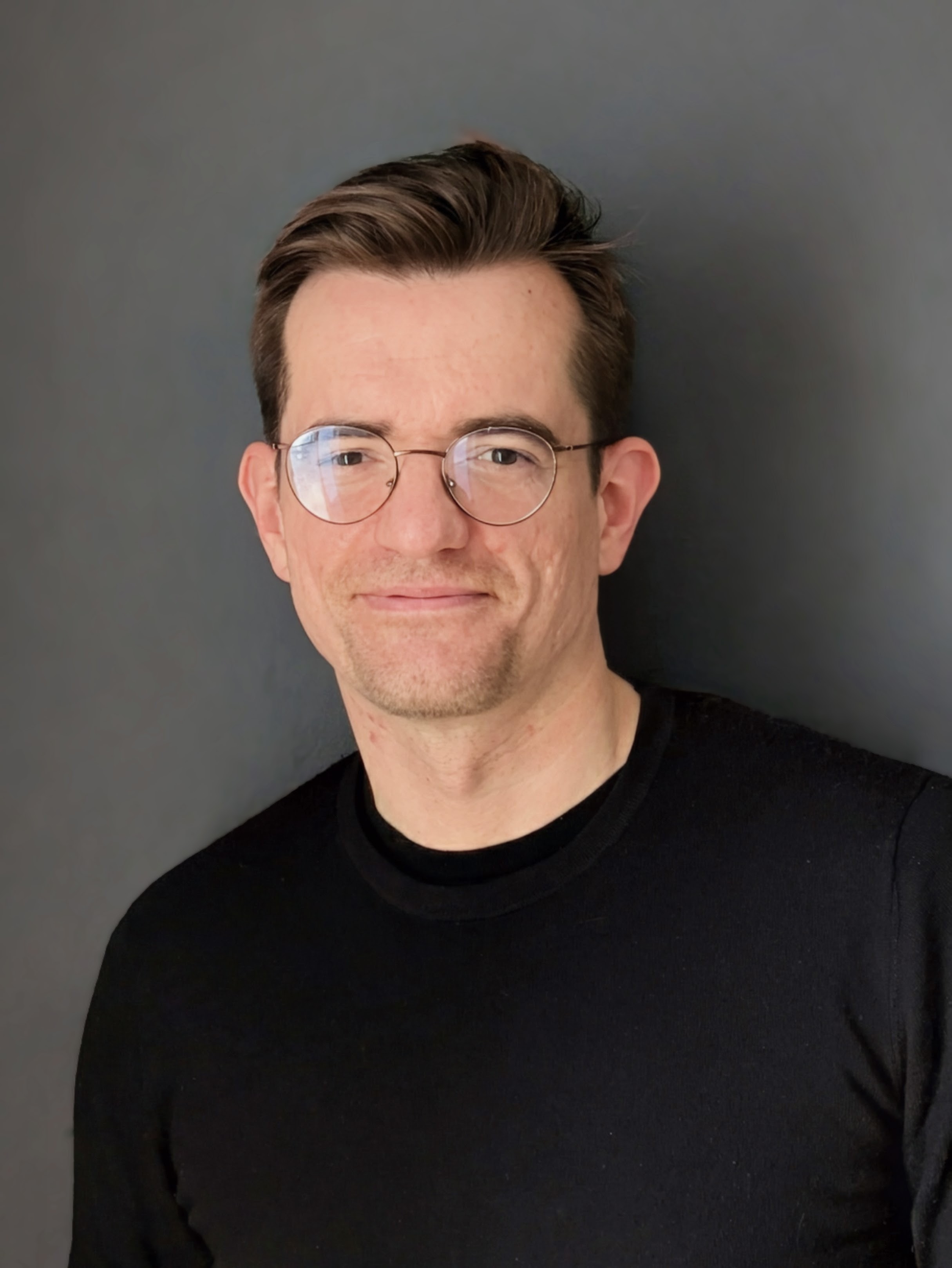 Marcin Stępień headshot